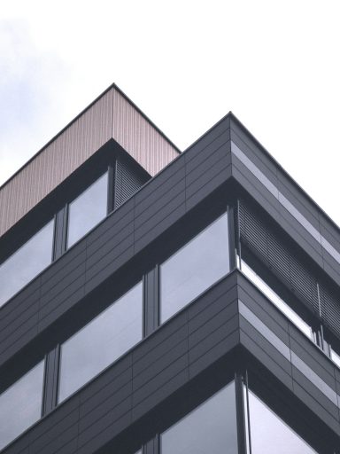 Lavage de façade vitrée bureaux Annecy Entretien de façade vitrée d immeuble de bureaux et bâtiment tertiaire